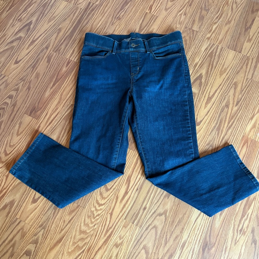 Levi Strauss Signature Totally Shaping Gold Pull On Womens 10M Ankle Blue Jeans